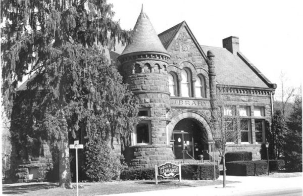 Mount Holly Amelia Givin Library Front Entrance